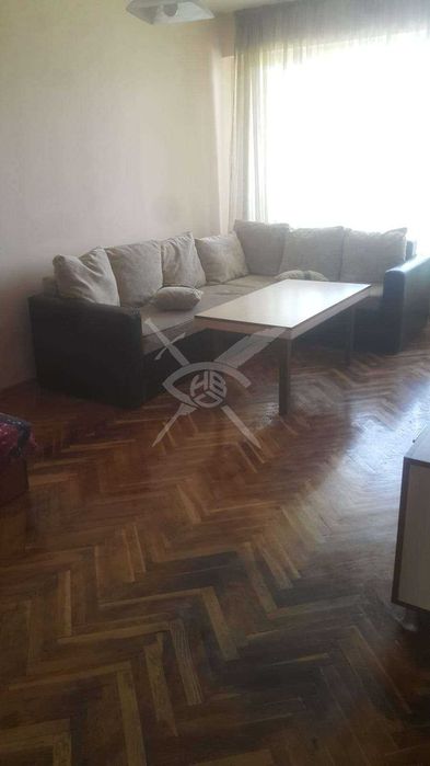 Дава се под наем Двустаен апартамент в Пловдив, Христо Смирненски - 68 кв.м за 468.69 € - Снимка #2