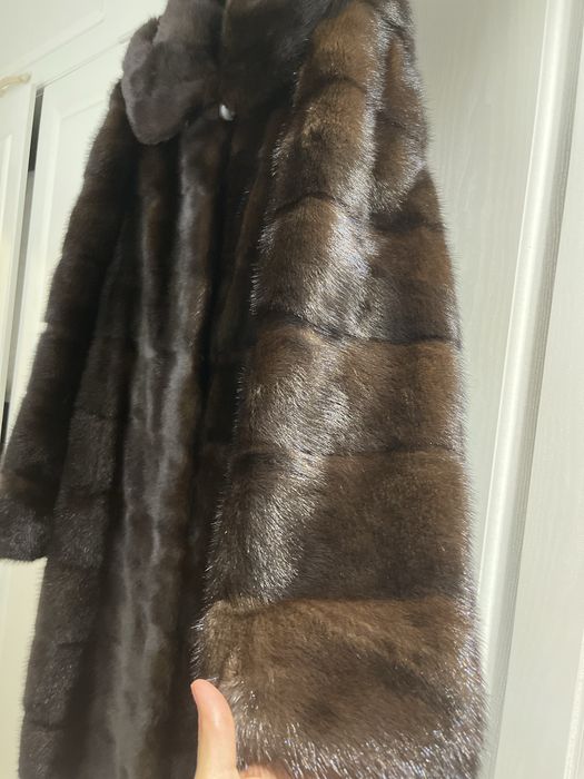 Продаю Норковую шубу