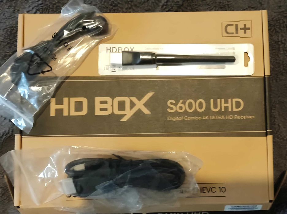 Спутниковый UHDTV кoмбо ресивeр HD ВOХ S600 UHD.