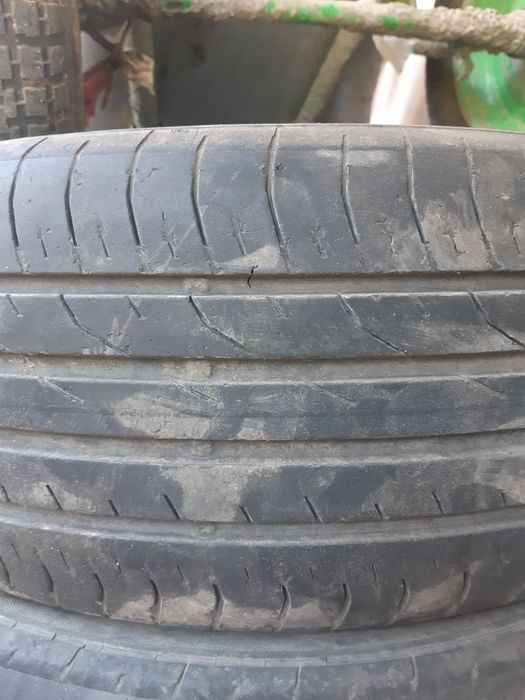 Резина летняя 215/55/18