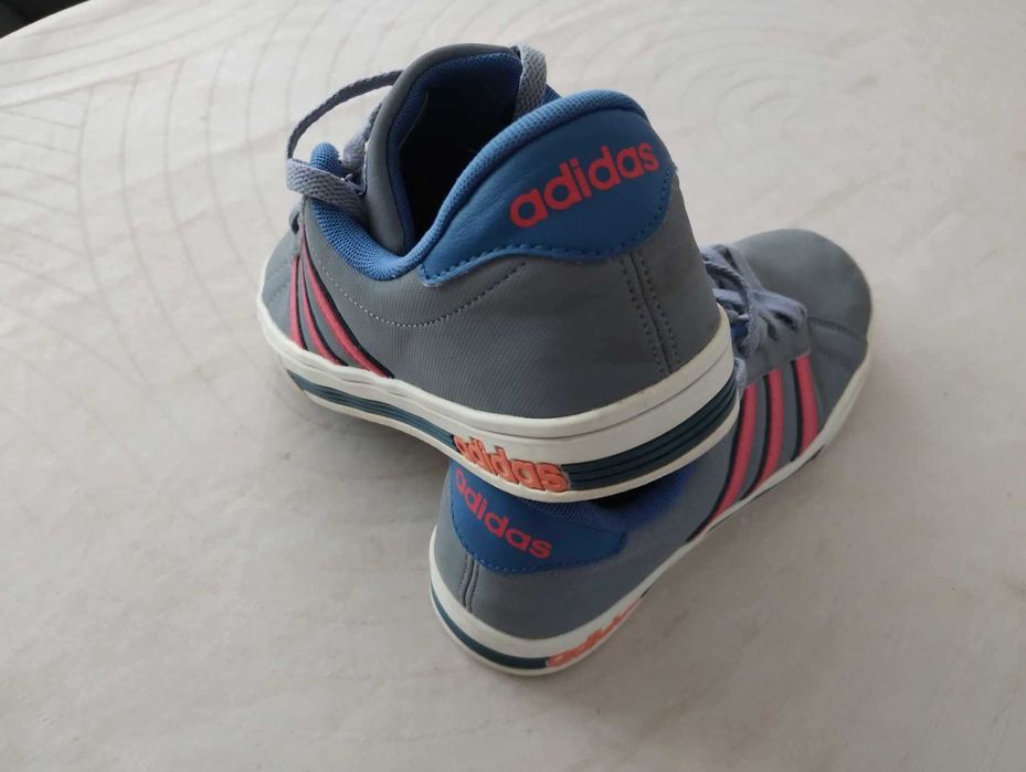 Спортни обувки /маратонки/ Адидас