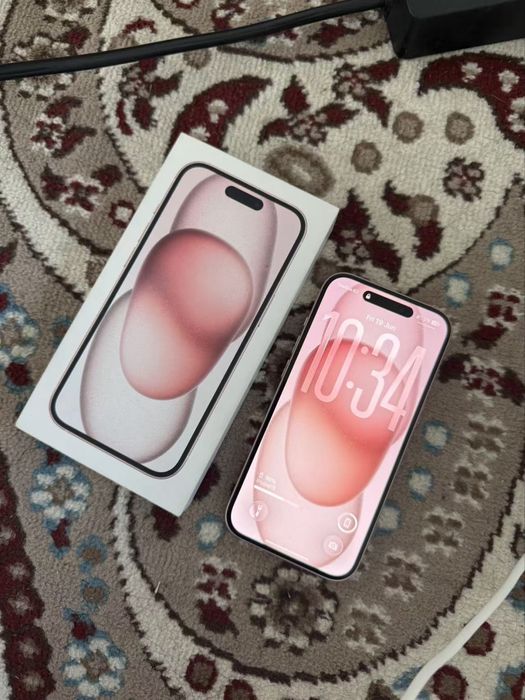 iPhone 15 128GB (Pink)