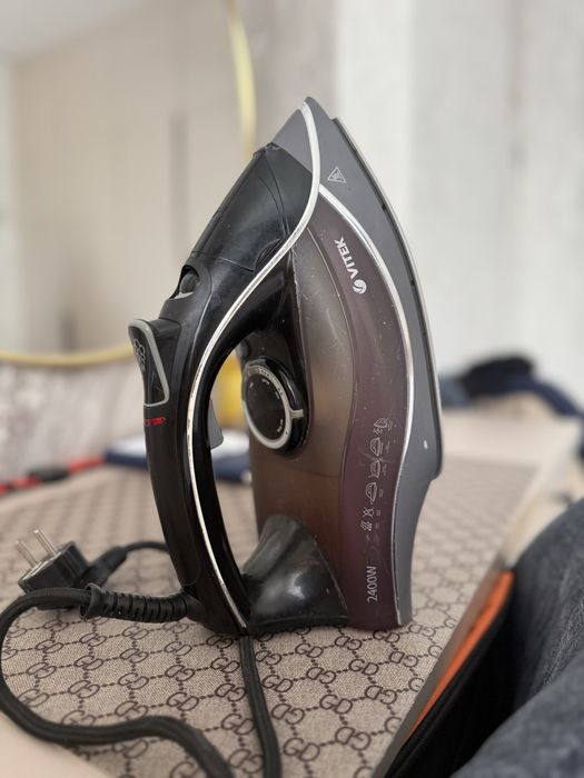 Утюг продам и доску