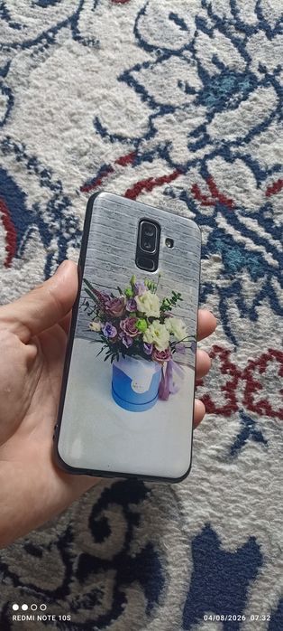 Samsung J8.Samsung 03S sotiladi