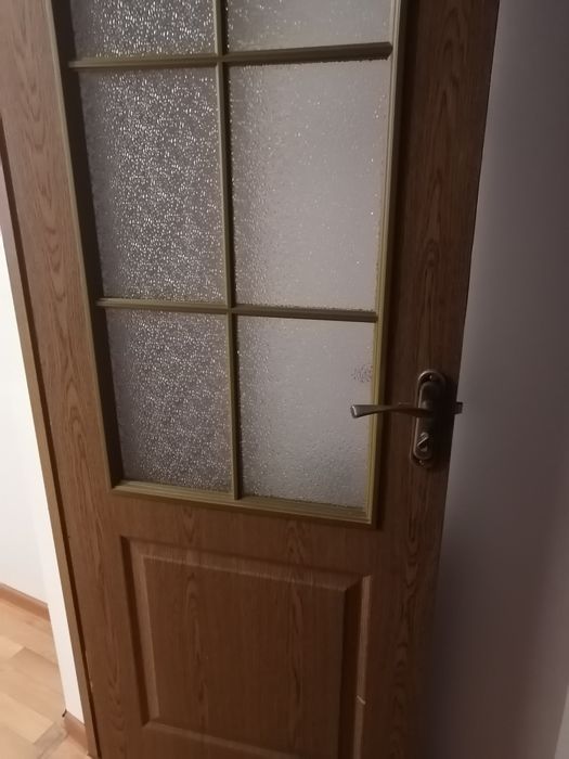 Б/у есіктер сатылады, 6 шт