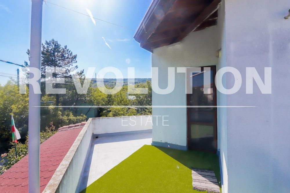 Дава се под наем Етаж от къща в Варна, Виница - 100 кв.м за 400 € - Снимка #11