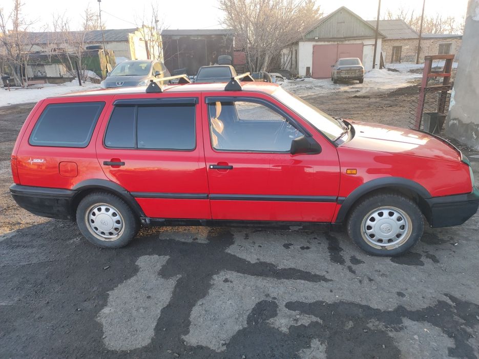 Продам гольф 3 1993г