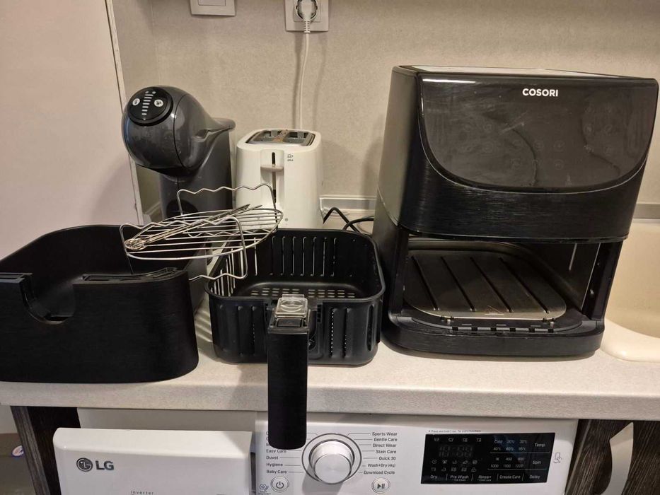 Фритюрник с горещ въздух Cosori Premium, AirFryer, 3.5 L, 1500 W