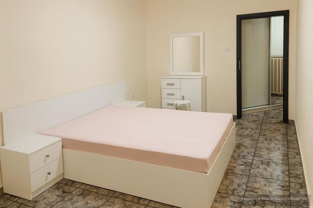 Топъл ДВУСТАЕН апартамент в кв. Кючук Париж