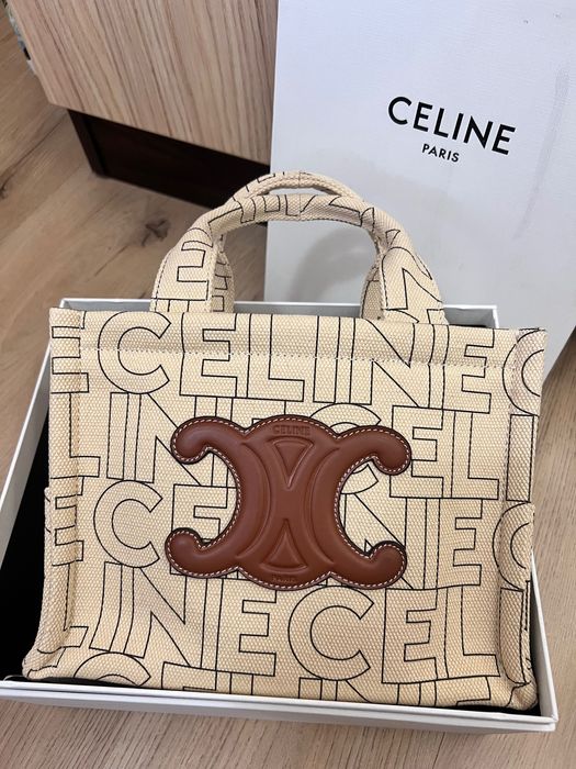 Светла лятна чанта celine