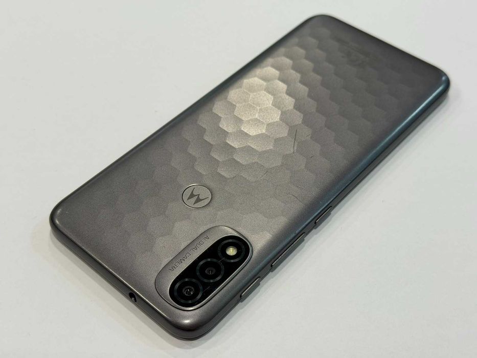 Motorola E20 32GB / 2GB RAM