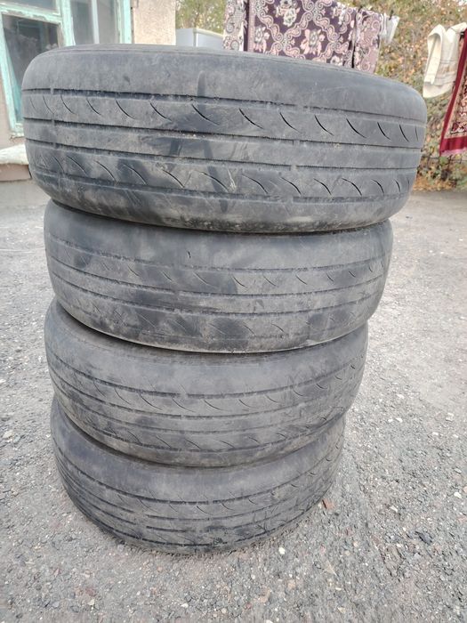 Продам шины летний 4шт на 15 б/у