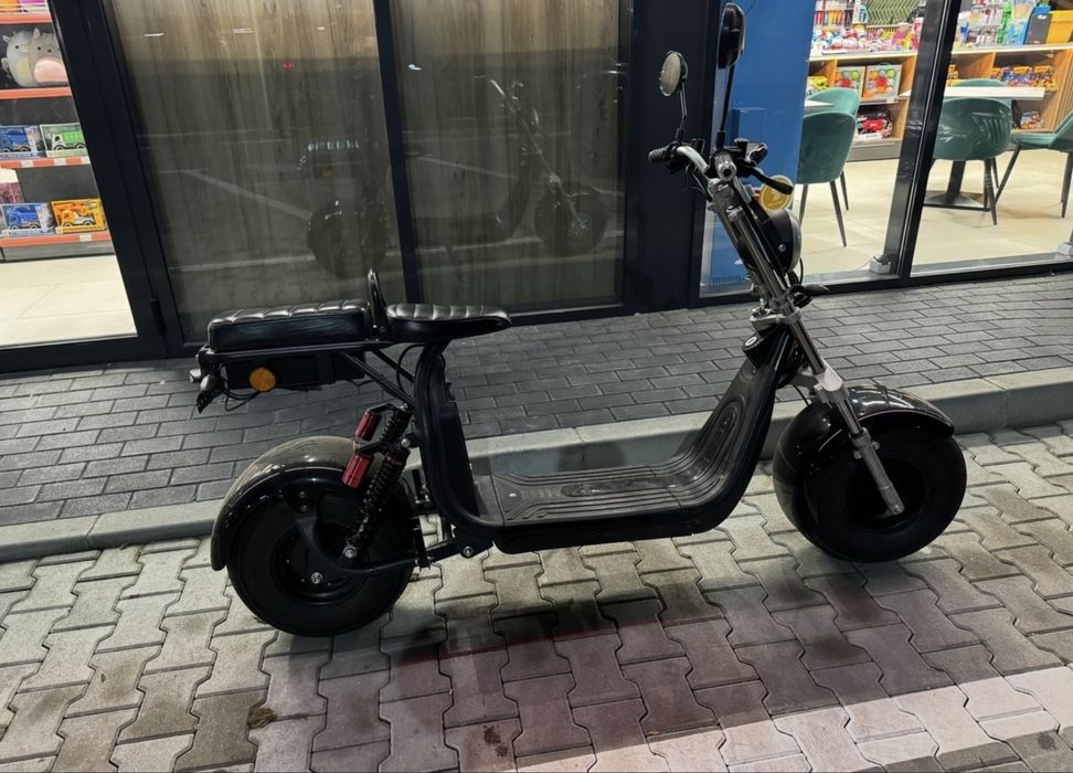Scuter electric(moped)cu 2 baterii de 60v 20Ah‼️