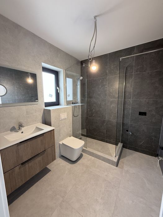 Casa parter moderna - Vorovesti (Valea Ursului) - ASFALT! PROPRIETAR!