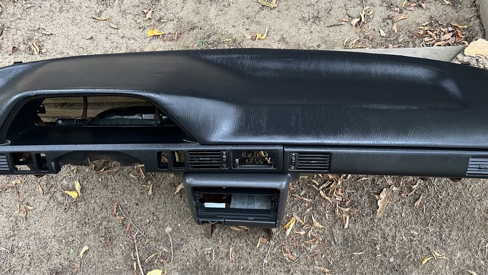 Панель Мазда 323 bg