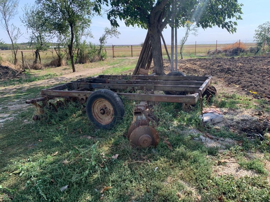 Vând disc , 3000 lei , mai multe detalii în privat