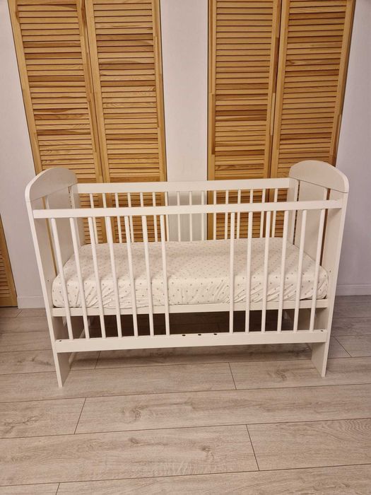 Pătuț copii în stare foarte bună