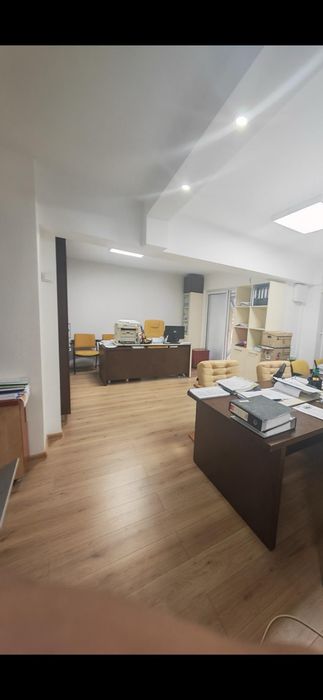 Inchiriez  spațiu comercial Pitesti,B-dul Petrochimistilor