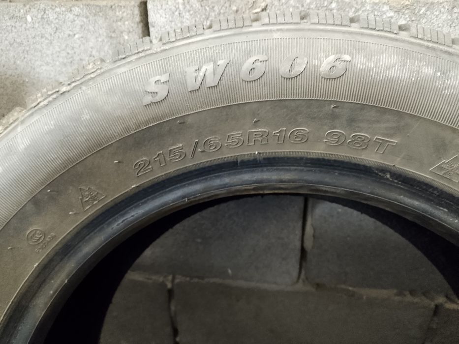Продам зимню шины