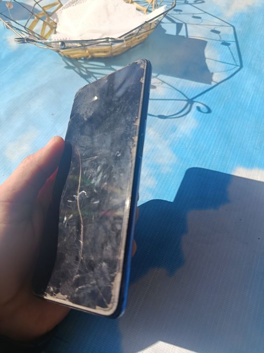 Poco x3 pro sotiladi arzonga berib yuboraman