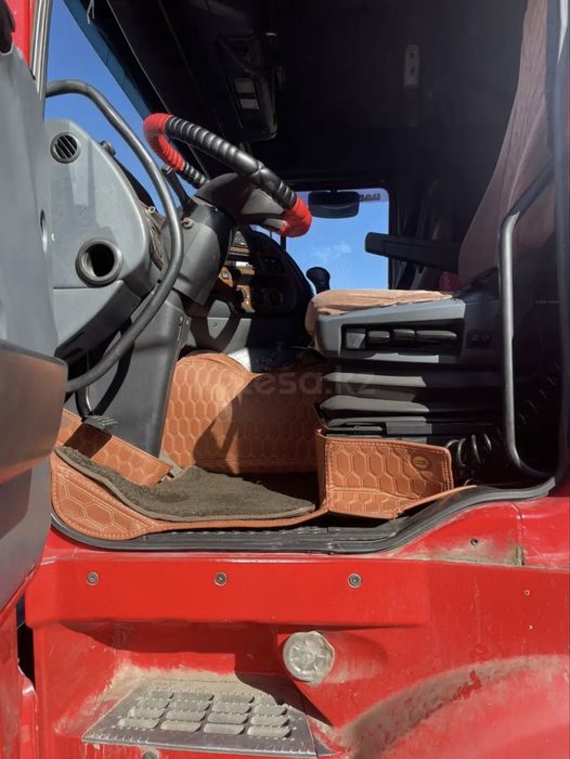 Продам даф 98года  с рефом 2008