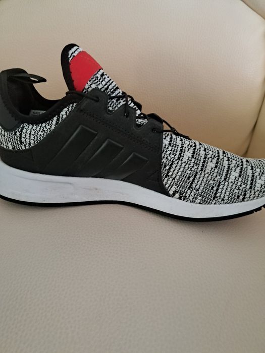 Adidasi nn 40 in stare impecabila