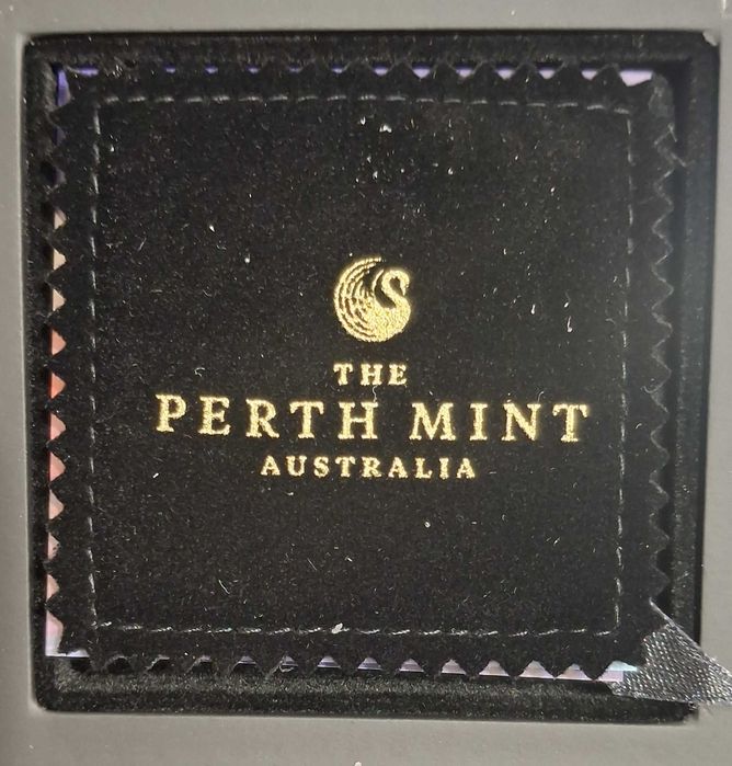 Продавам рядка Австралийска сребърна монета