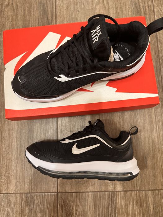 Оригинални маратонки Nike