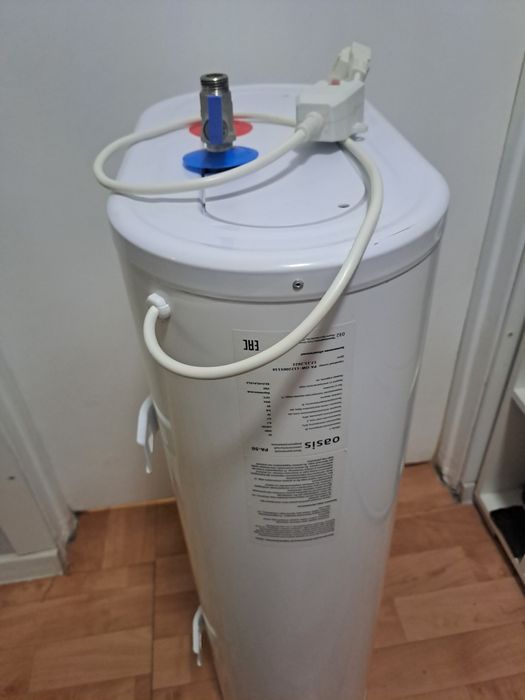 Водонагреватель титан Oasis 50л