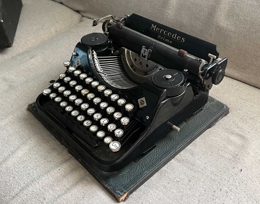 Mașină de scris Mercedes Prima anii 1930 Germania cu husă