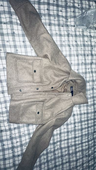 Продам куртку зара