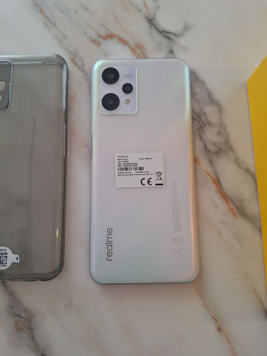 Realme 9 5G мобилен телефон