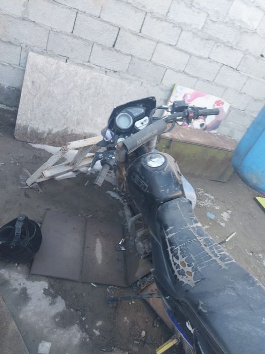 Продам мотоцикл 250сс