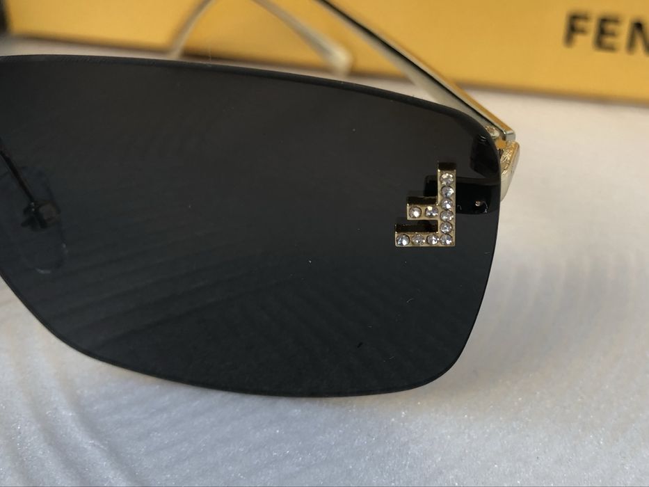 Дамски слънчеви очила правоъгълни 3 цвята кафяви черни сини