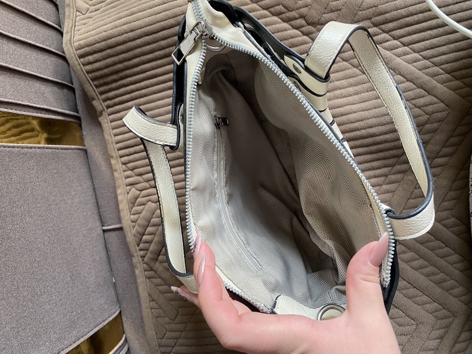 Продам женскую сумку