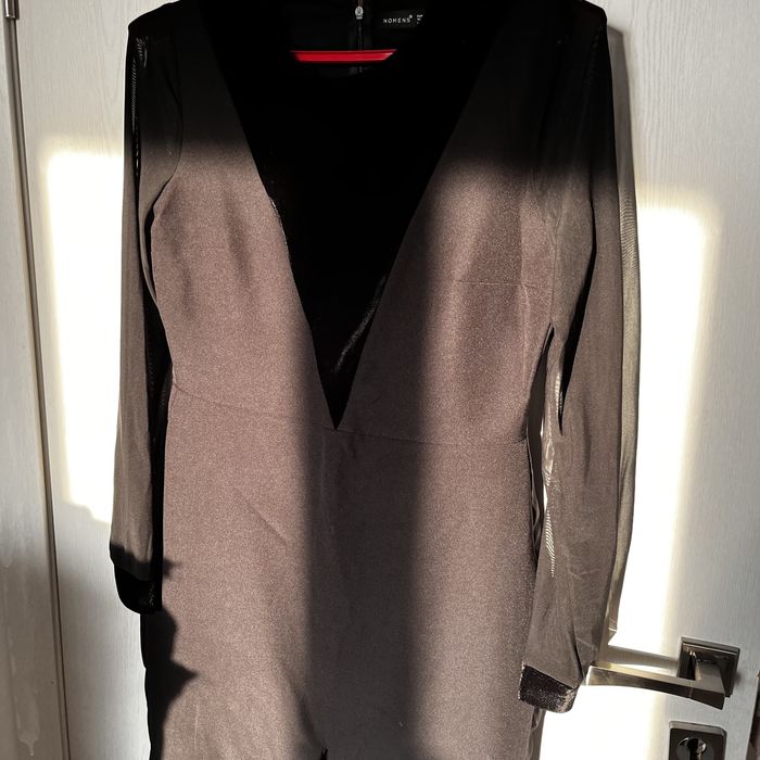 Черное прямое  платье