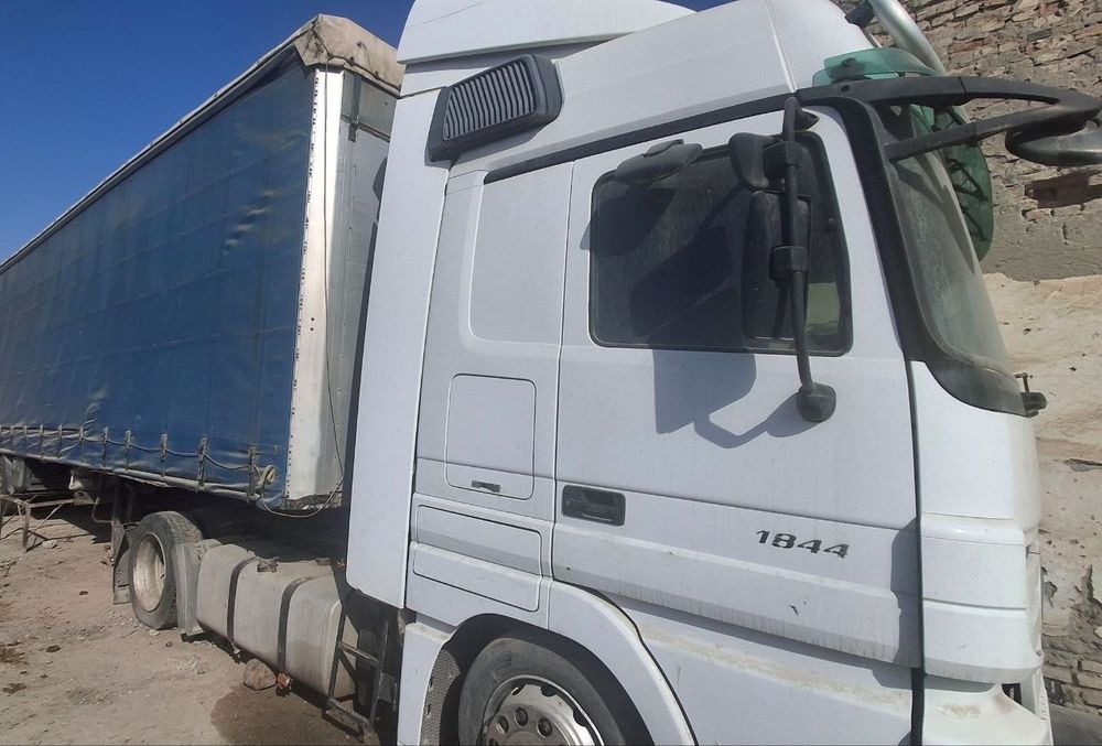 Mercedes Benz ACTROS 1845 Сотилади 
Йили: 2008