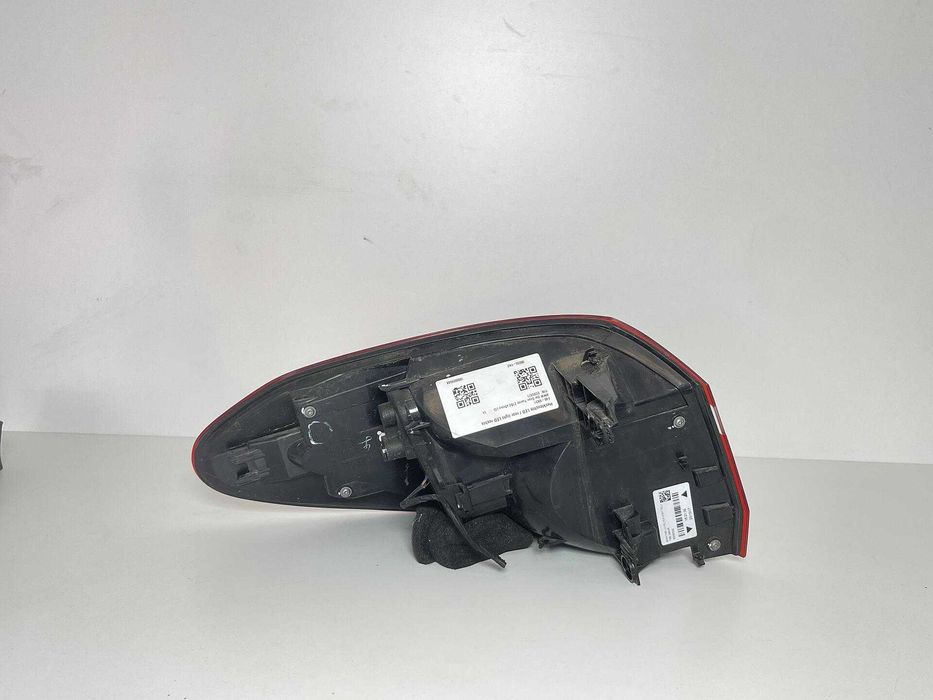 Десен стоп за BMW 2er F46