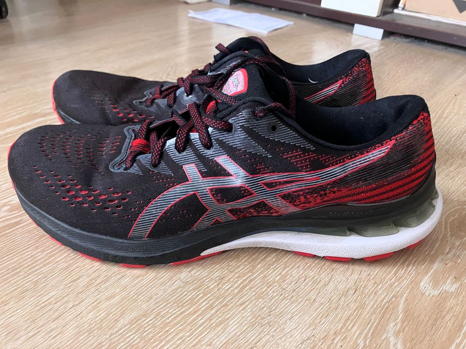 ASICS gel kayano28