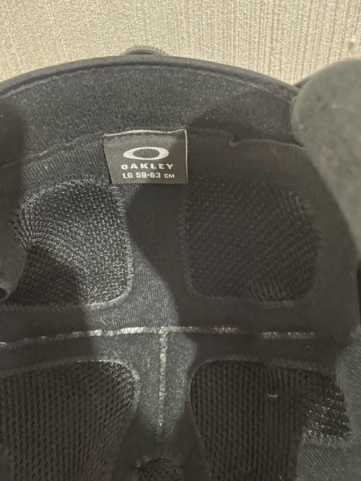 Ски каска OAKLEY MOD 5