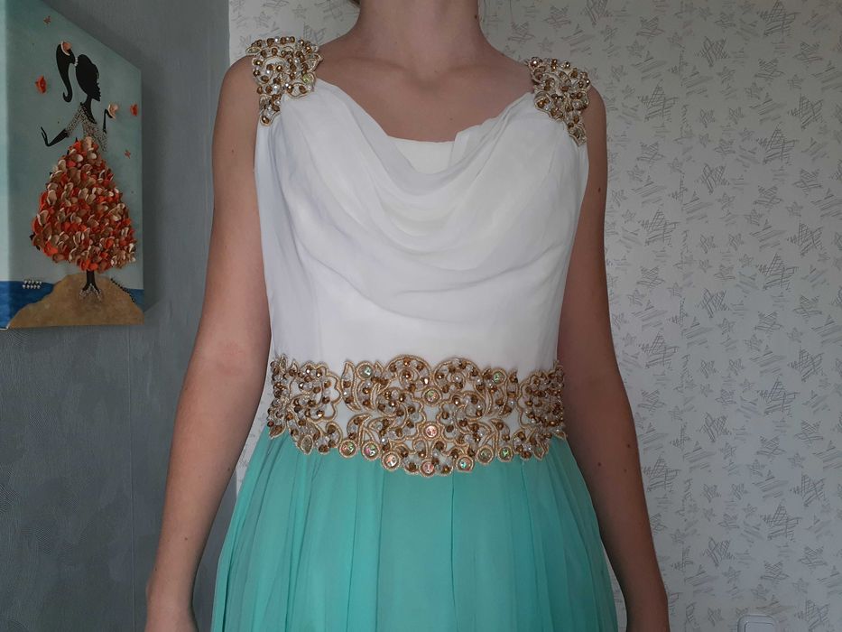 продам женское вечернее платье