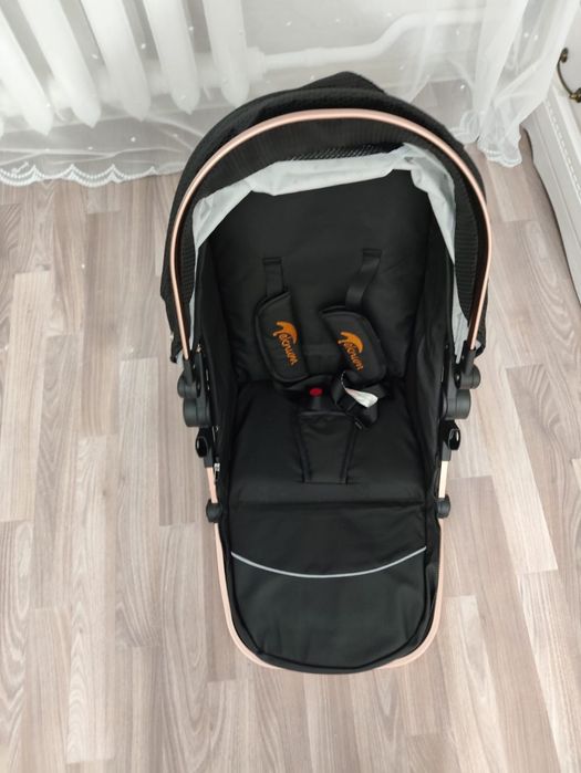 Продам детскую коляску