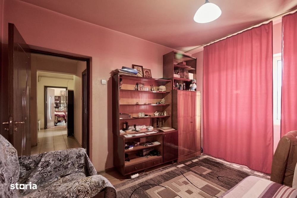 Apartament cu 3 camere - CENTRAL, zona 1 Mai, Pitesti