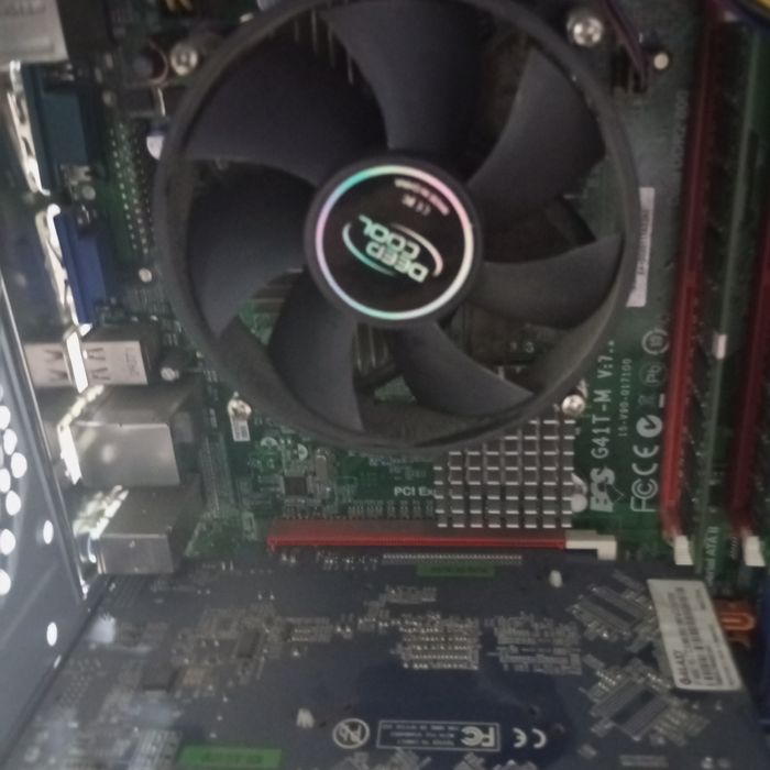 Цена договорная е