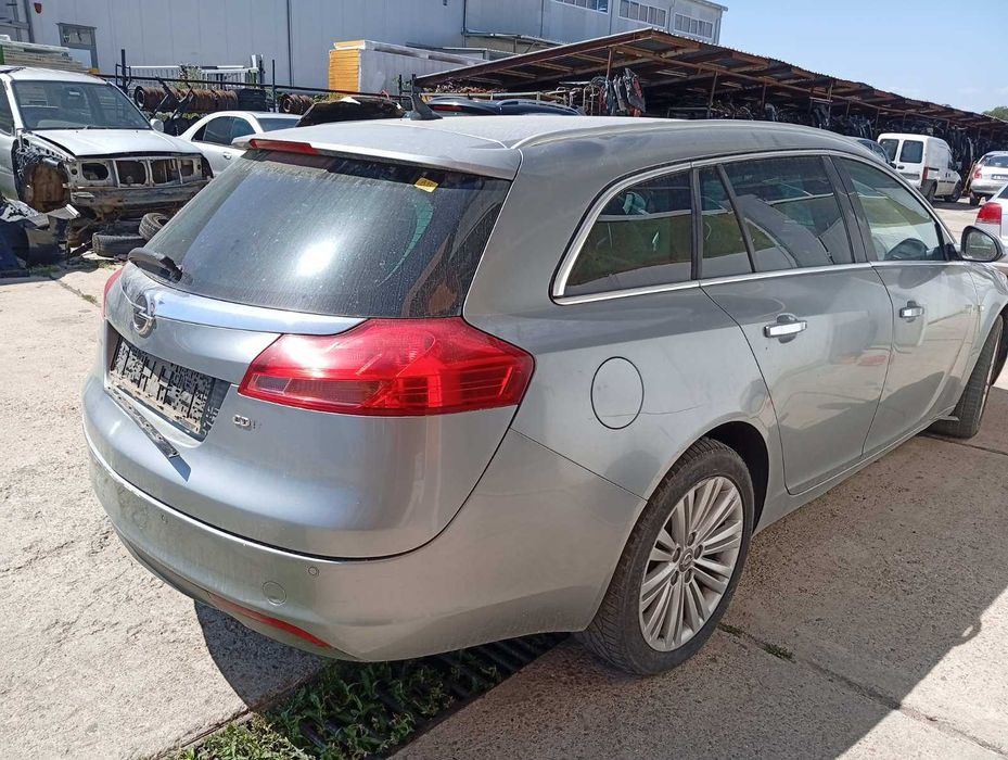 OPEL INSIGNIA 2.0cdti 131к.с. и 160к.с. 2011година автомат на части...