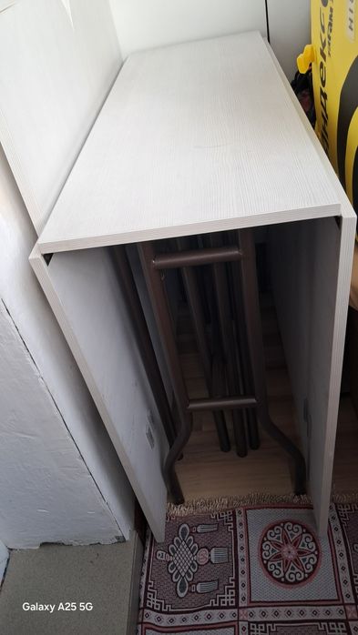 Стол для гостей трансформер