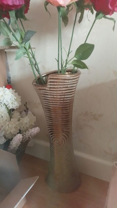 Ваза в хорошем качестве продам