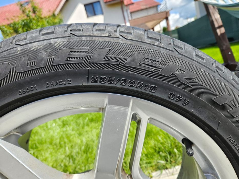 Vind 4 genti echipate cu caugiuguri michelin 215/65r16