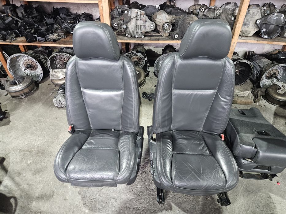 Предни седалки за Volvo XC90