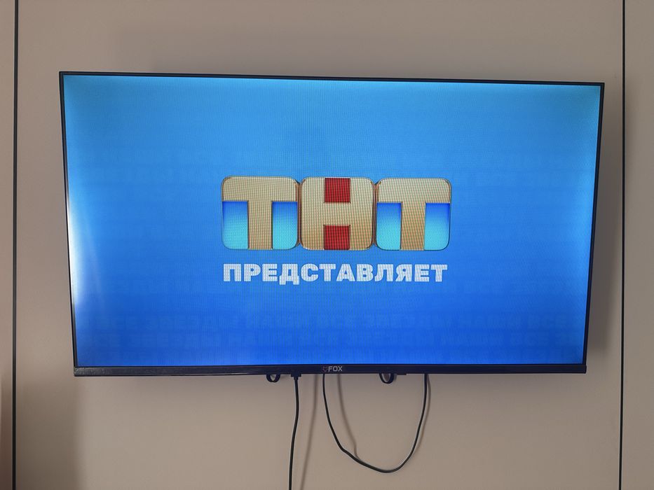 Продается смарт телевизор